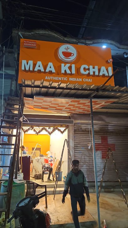 Maa Ki Chai store at Neta Chauraha, Allahpur, Prayagraj